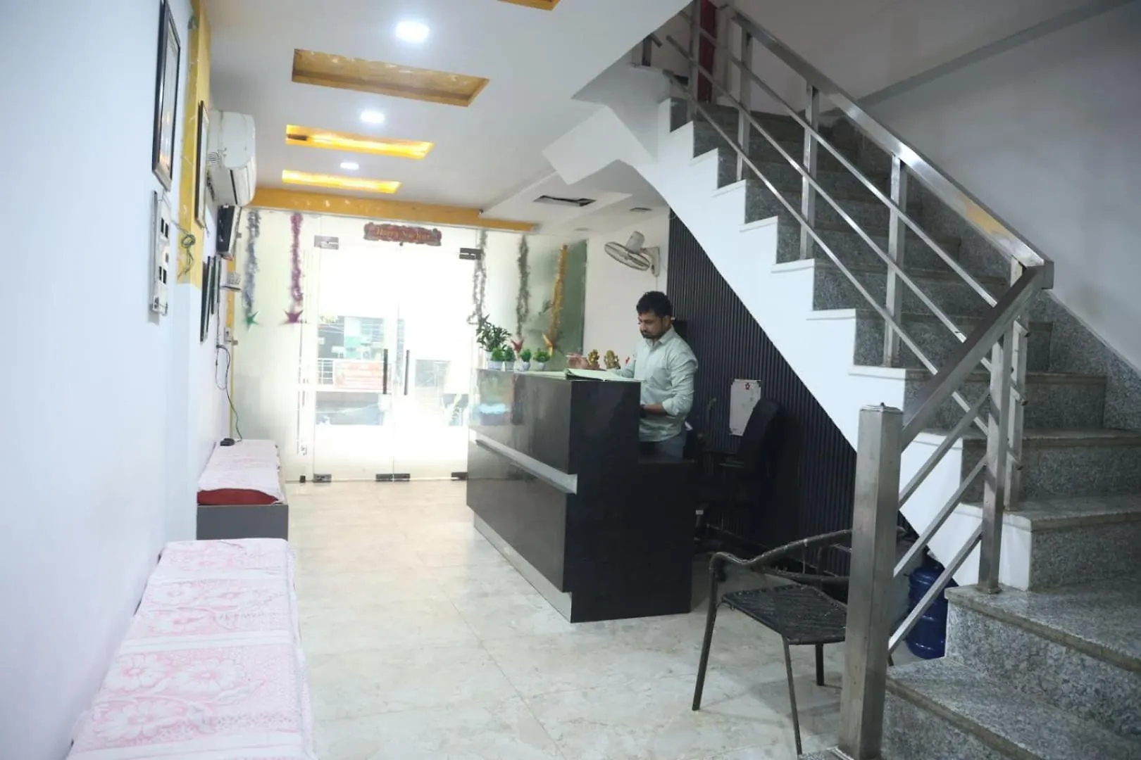 Hotel Grand Father Agra   Agra (Uttar Pradesh)