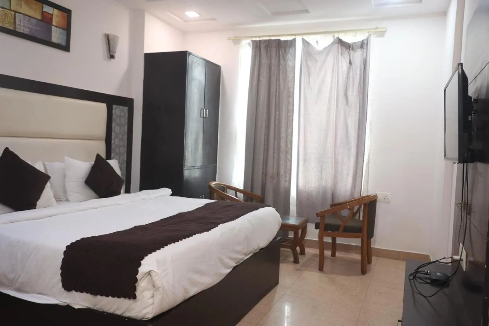 Hotel Grand Father Agra  Agra (Uttar Pradesh)
